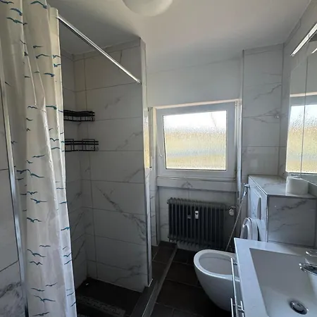 Country Comfort 4 Bedrooms Near Frankfurt Eppertshausen