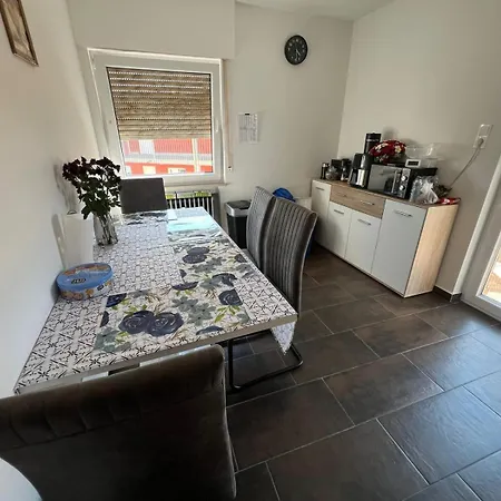 Country Comfort 4 Bedrooms Near Frankfurt