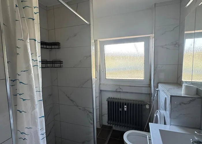 Country Comfort 4 Bedrooms Near Frankfurt Eppertshausen