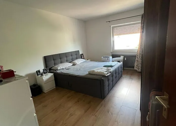 Country Comfort 4 Bedrooms Near Frankfurt Apartment Eppertshausen