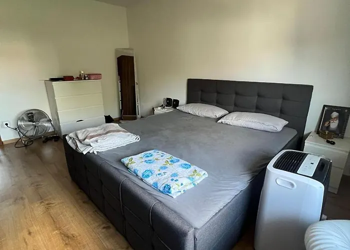 Apartment Country Comfort 4 Bedrooms Near Frankfurt Eppertshausen